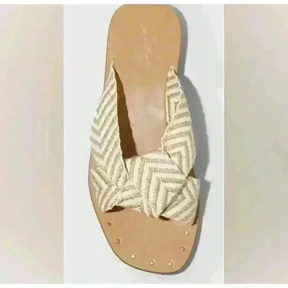 Women's Louise Chevron Print Knotted Slide Sandals - Universal Thread Tan 7.5